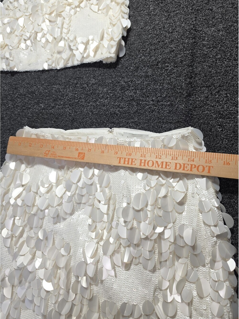 Ted Baker London Ivory Sequin 2 Piece Set Crop Top Mini Skirt NWT Size 2 - Picture 8 of 16